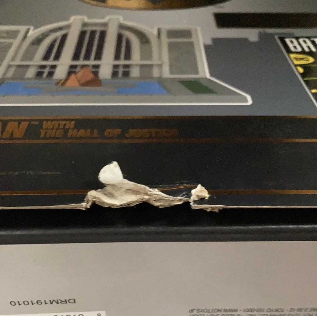 Batman With Hall Of Justice #09 Funko Deluxe Pop! Batman Town - 8/10 - Image 3